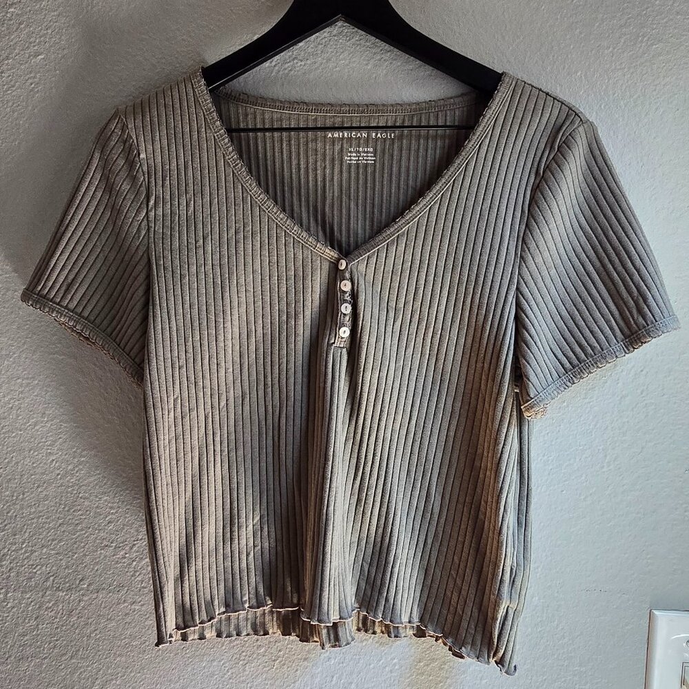 Light Green Cropped Shirt - American Eagle - XL